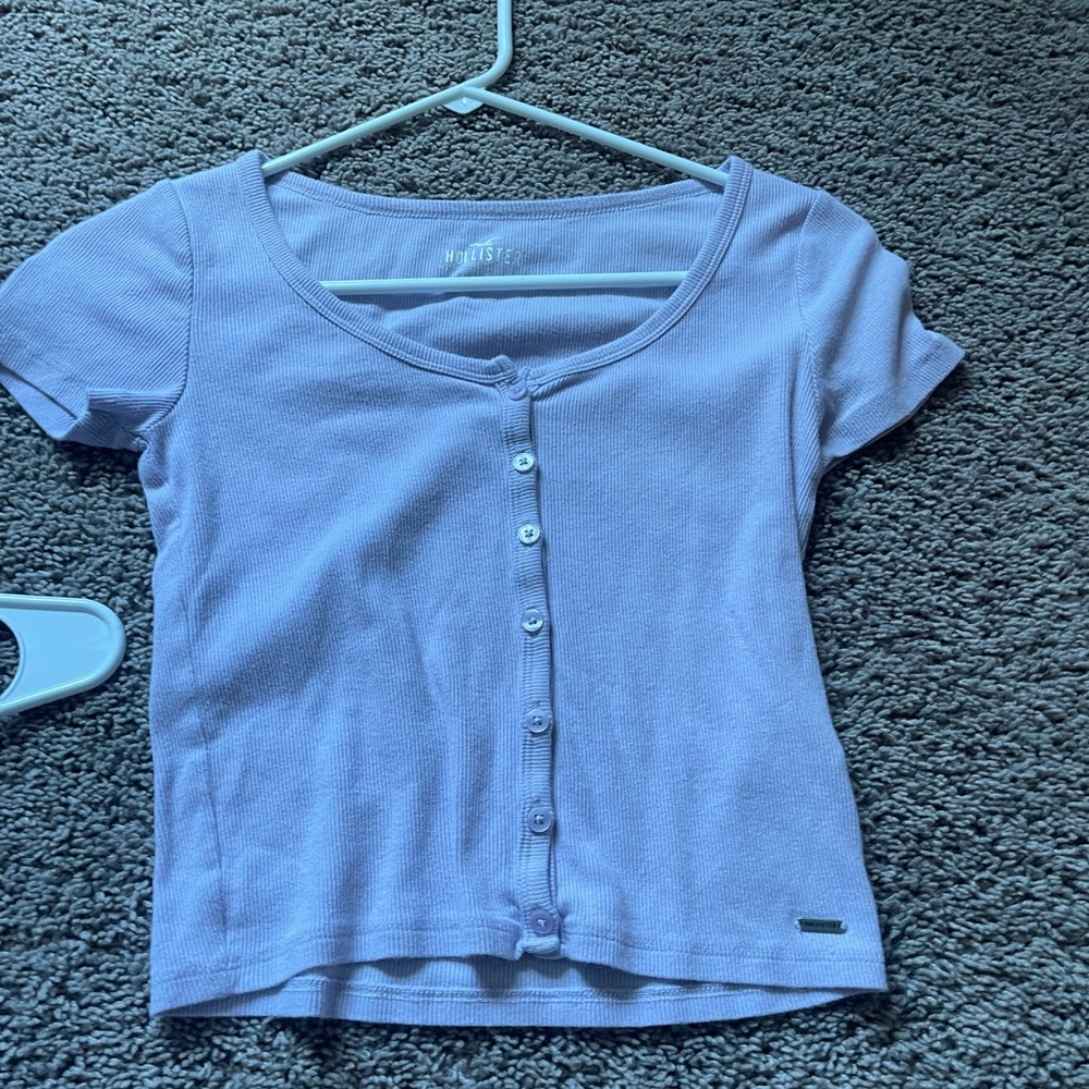 Hollister Purple Blouse with Contemporary Style